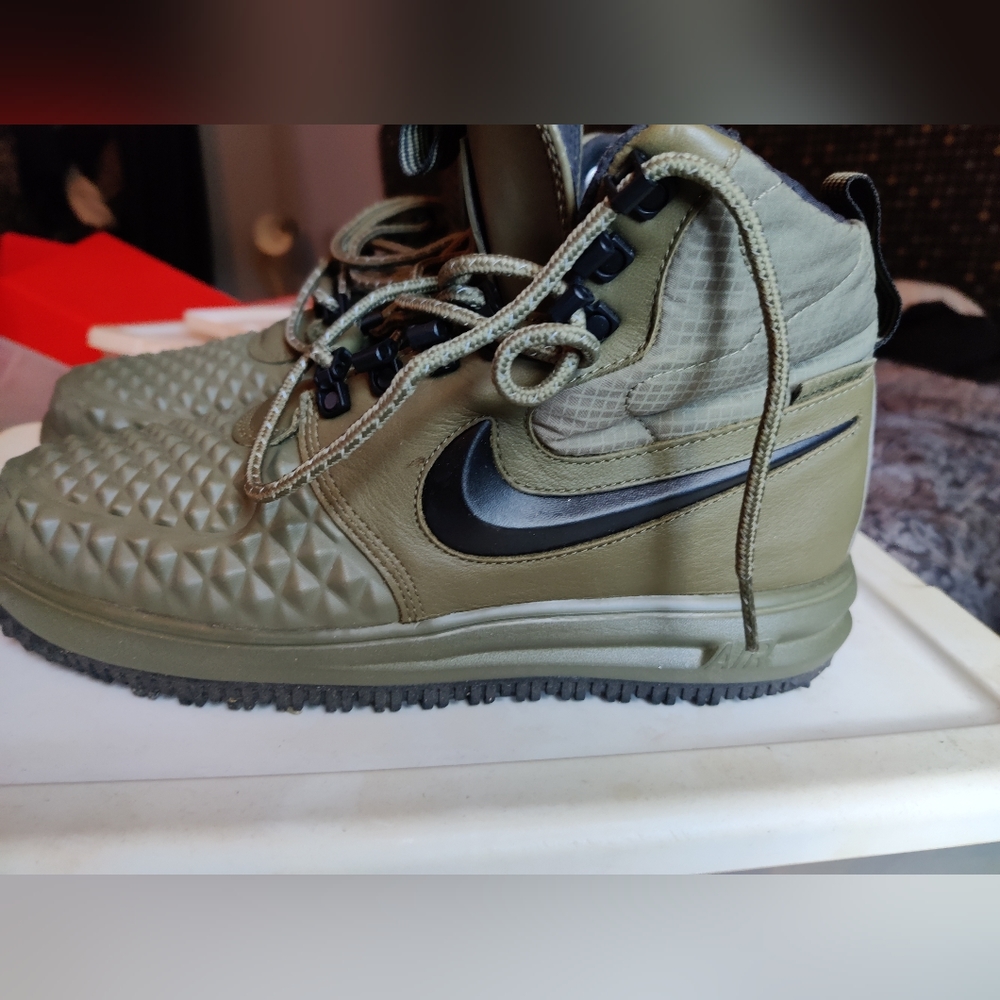 Nike Lunar Force 1 Duckboot Medium Olive Gum US Mens Size 9 Shoes Boots